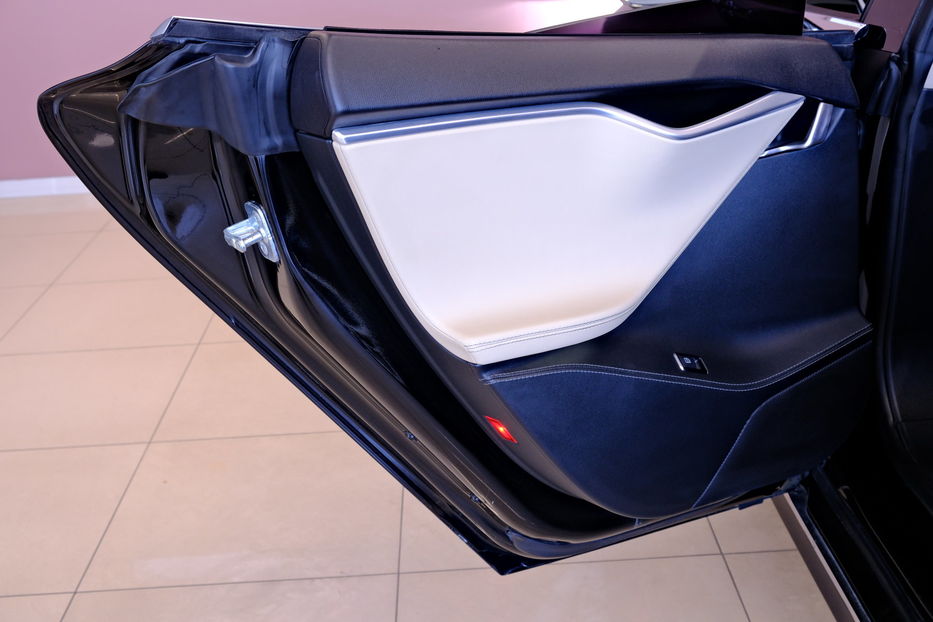 Продам Tesla Model S P85 2014 года в Одессе