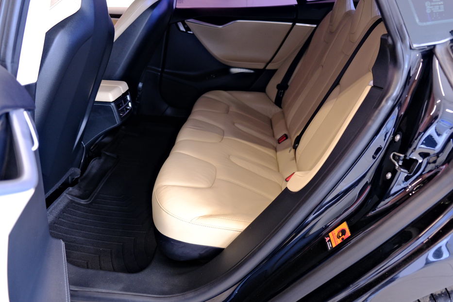Продам Tesla Model S P85 2014 года в Одессе