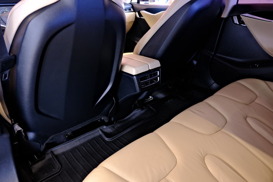 Продам Tesla Model S P85 2014 года в Одессе