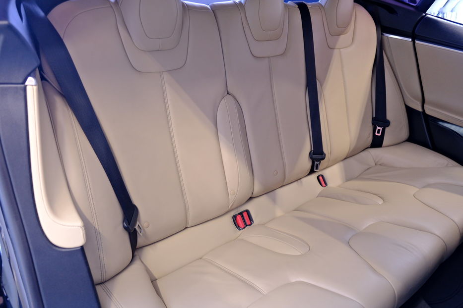 Продам Tesla Model S P85 2014 года в Одессе