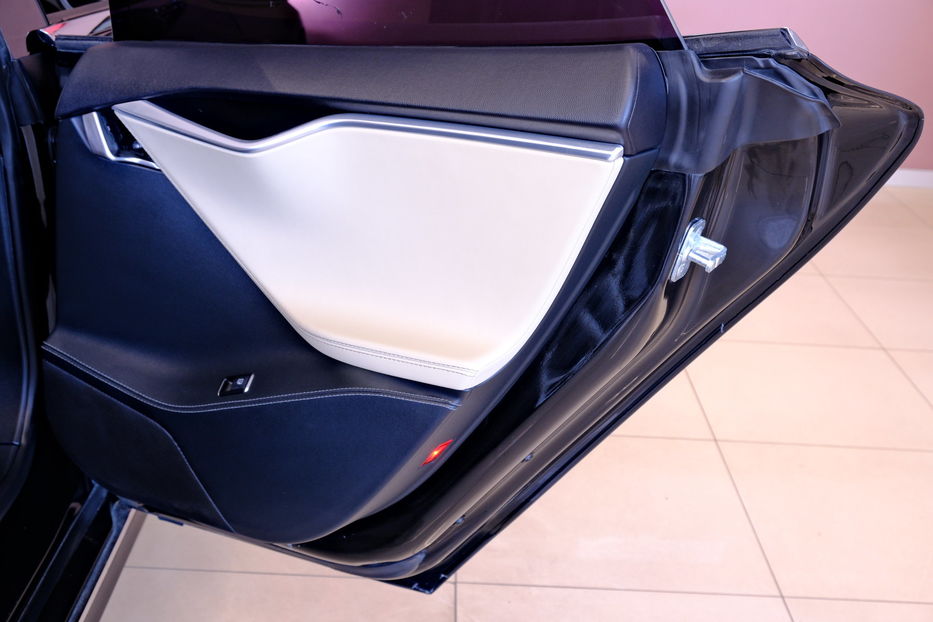 Продам Tesla Model S P85 2014 года в Одессе