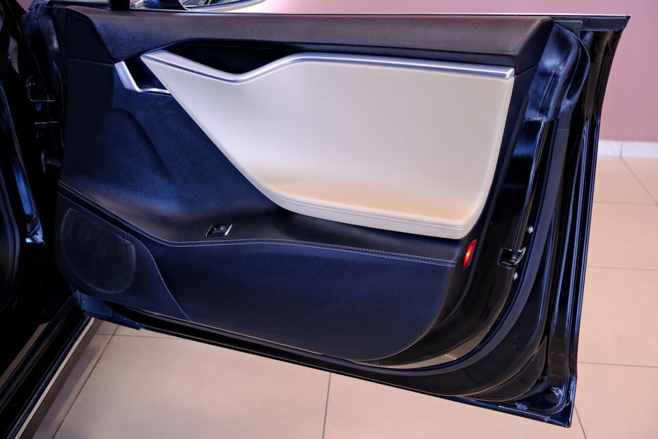 Продам Tesla Model S P85 2014 года в Одессе