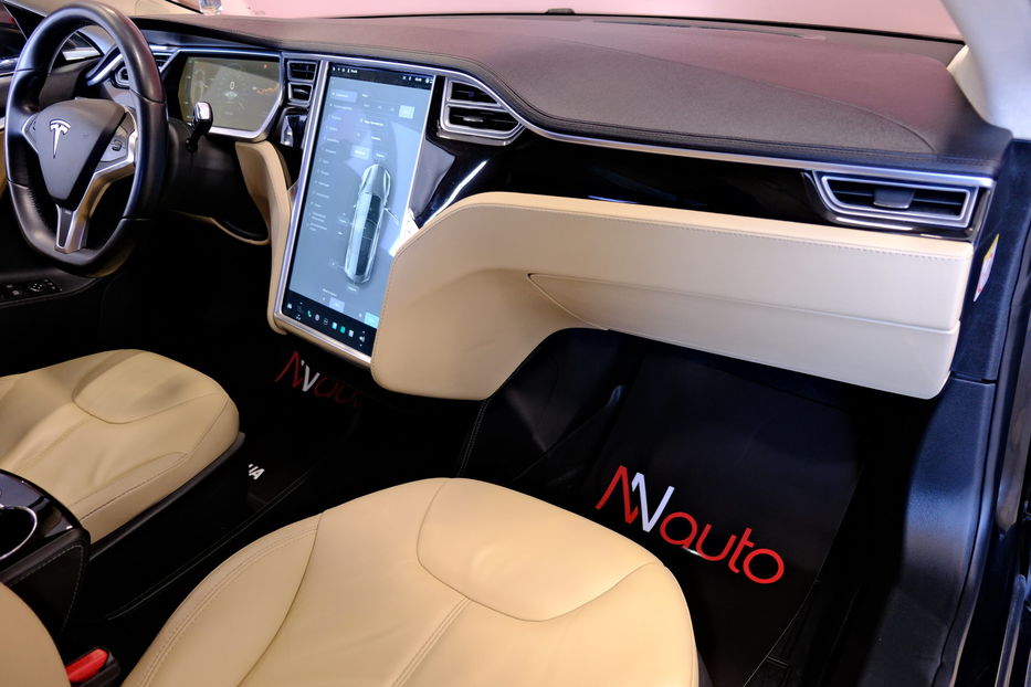 Продам Tesla Model S P85 2014 года в Одессе