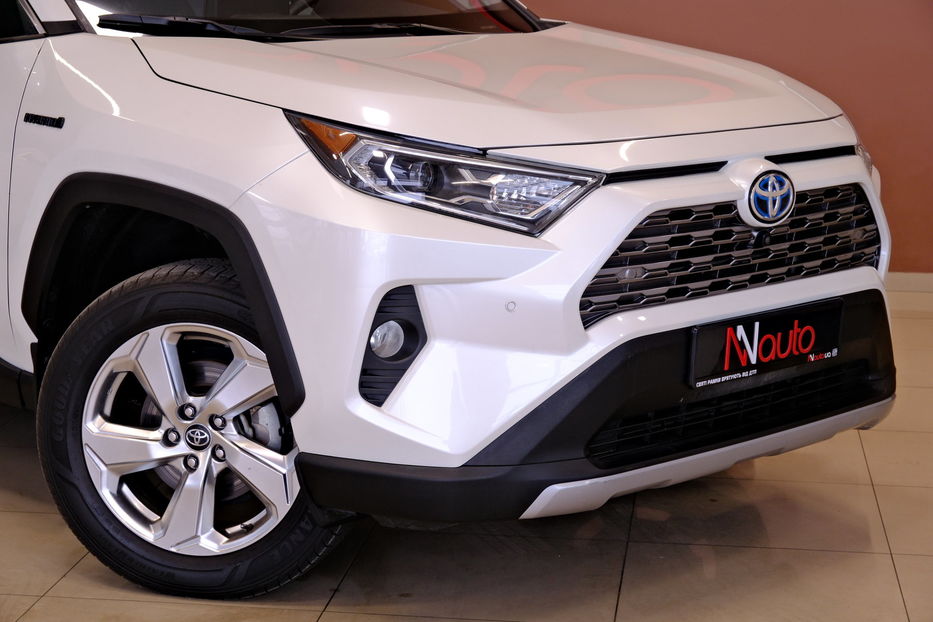 Продам Toyota Rav 4 Hybrid AWD 2020 года в Одессе