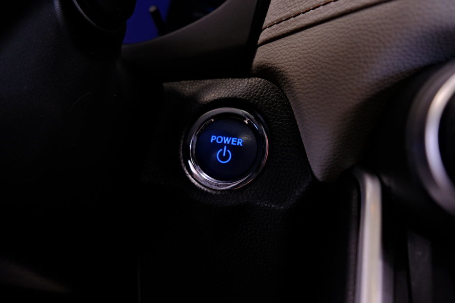 Продам Toyota Rav 4 Hybrid AWD 2020 года в Одессе