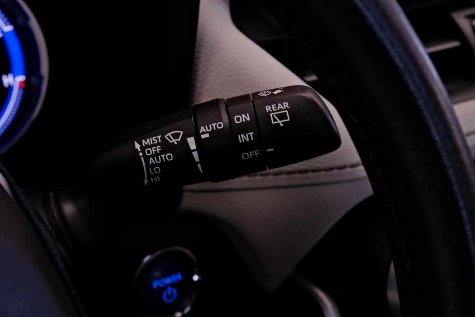 Продам Toyota Rav 4 Hybrid AWD 2020 года в Одессе