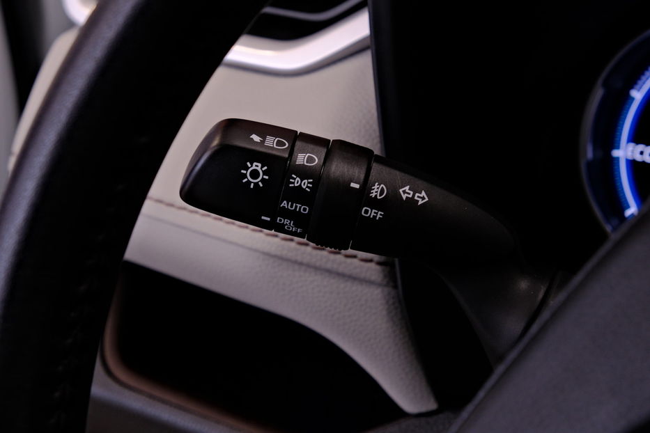 Продам Toyota Rav 4 Hybrid AWD 2020 года в Одессе