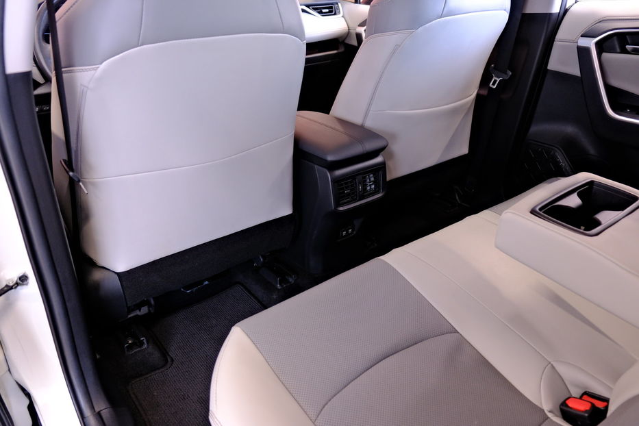 Продам Toyota Rav 4 Hybrid AWD 2020 года в Одессе