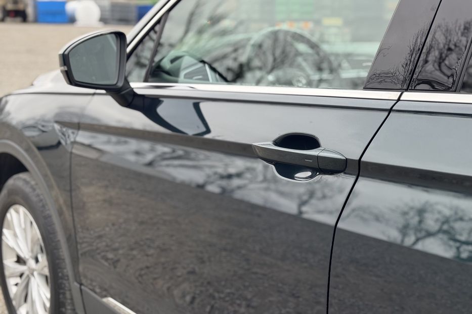 Продам Volkswagen Tiguan COMIS  2018 года в г. Умань, Черкасская область