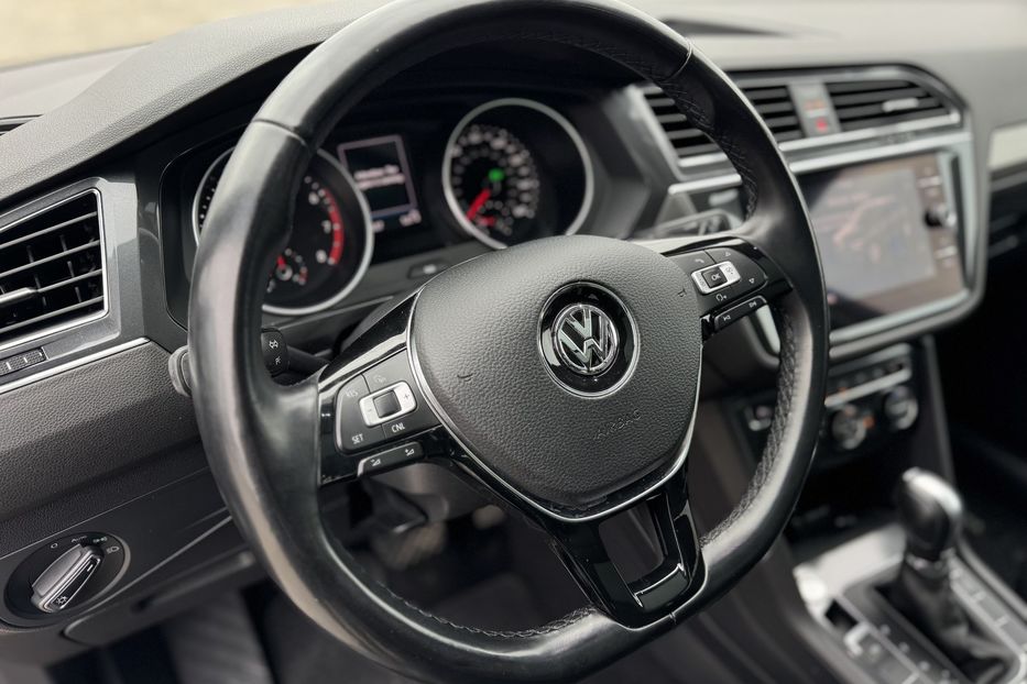 Продам Volkswagen Tiguan COMIS  2018 года в г. Умань, Черкасская область