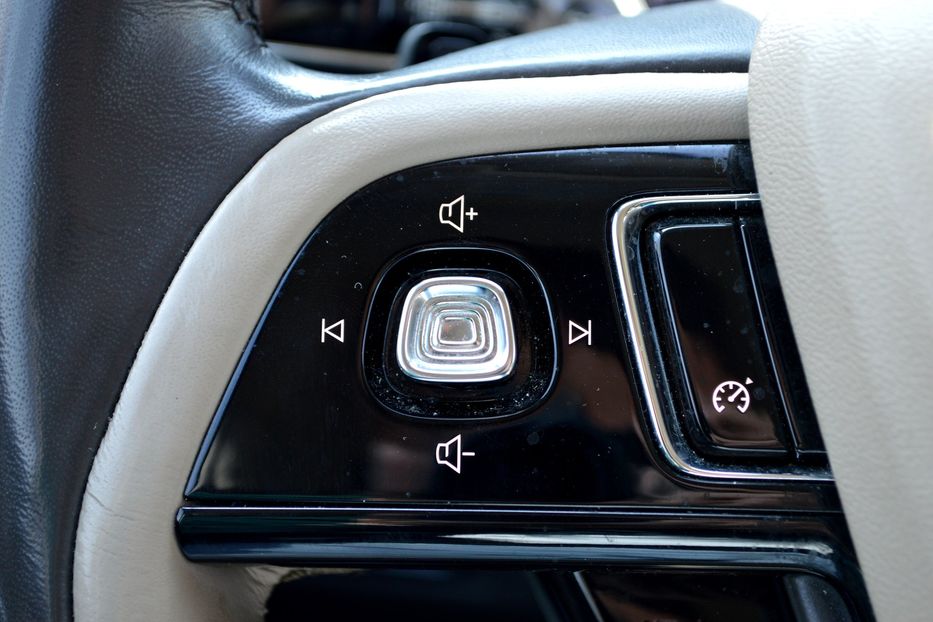 Продам Lincoln Corsair 2021 года в Одессе