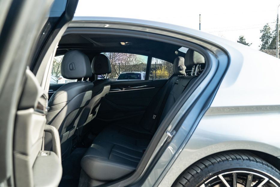 Продам BMW 530 ee 2025 года в Черновцах