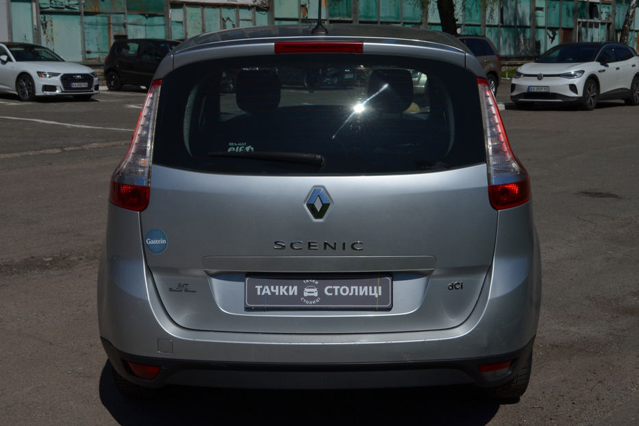 Продам Renault Scenic 2012 года в Киеве