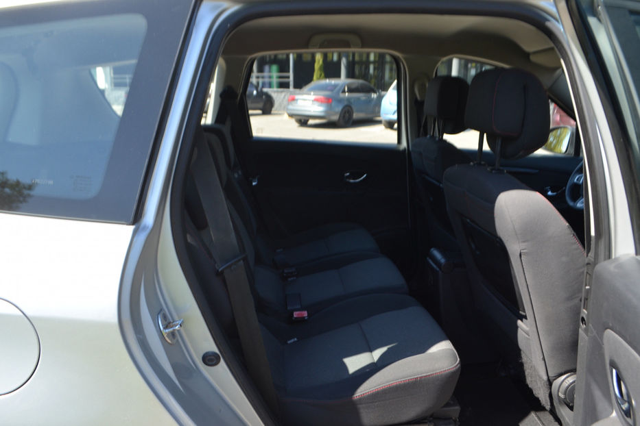 Продам Renault Scenic 2012 года в Киеве