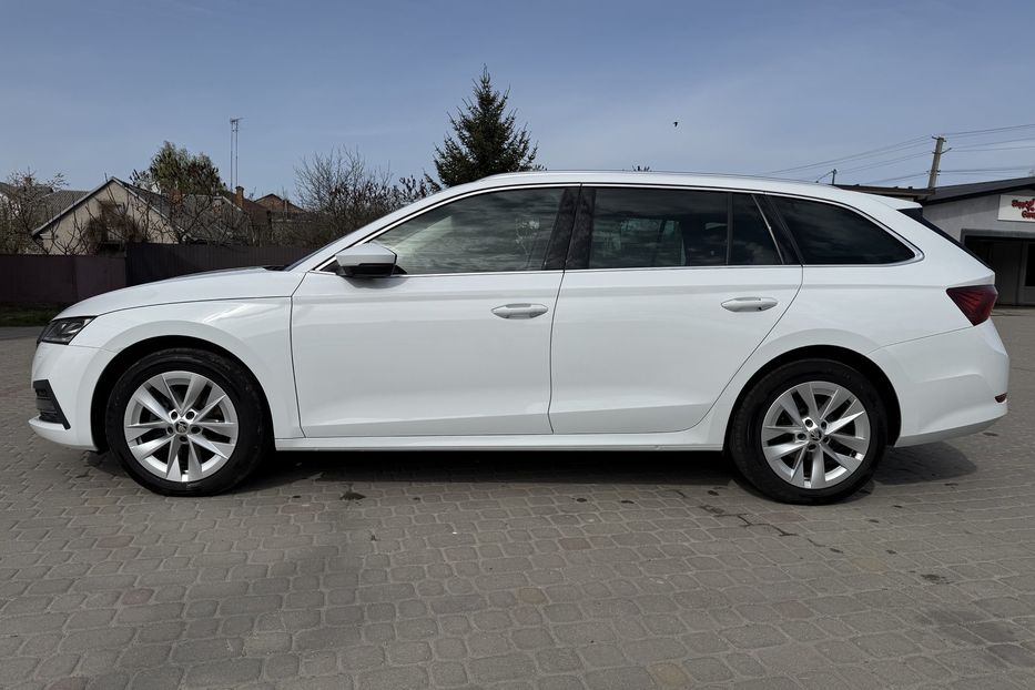 Продам Skoda Octavia А8 2.0TDI 150кс ПЕРЛА FULL LED 2023 года в Львове
