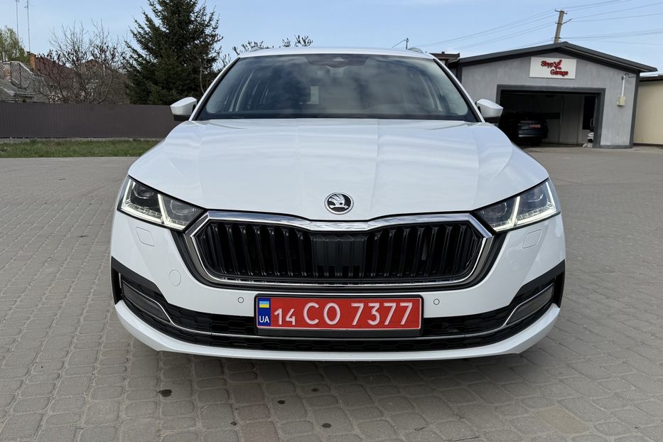Продам Skoda Octavia А8 2.0TDI 150кс ПЕРЛА FULL LED 2023 года в Львове
