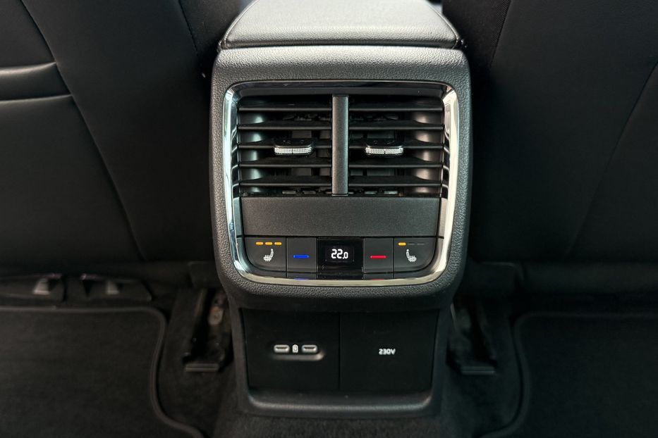 Продам Skoda Octavia А8 2.0TDI 150кс ПЕРЛА FULL LED 2023 года в Львове