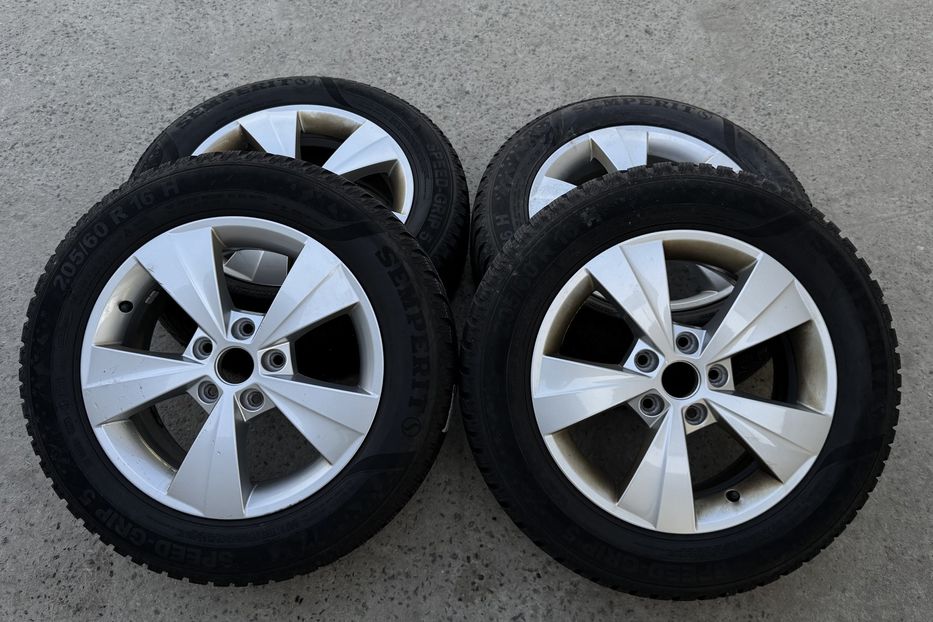 Продам Skoda Octavia А8 2.0TDI 150кс ПЕРЛА FULL LED 2023 года в Львове