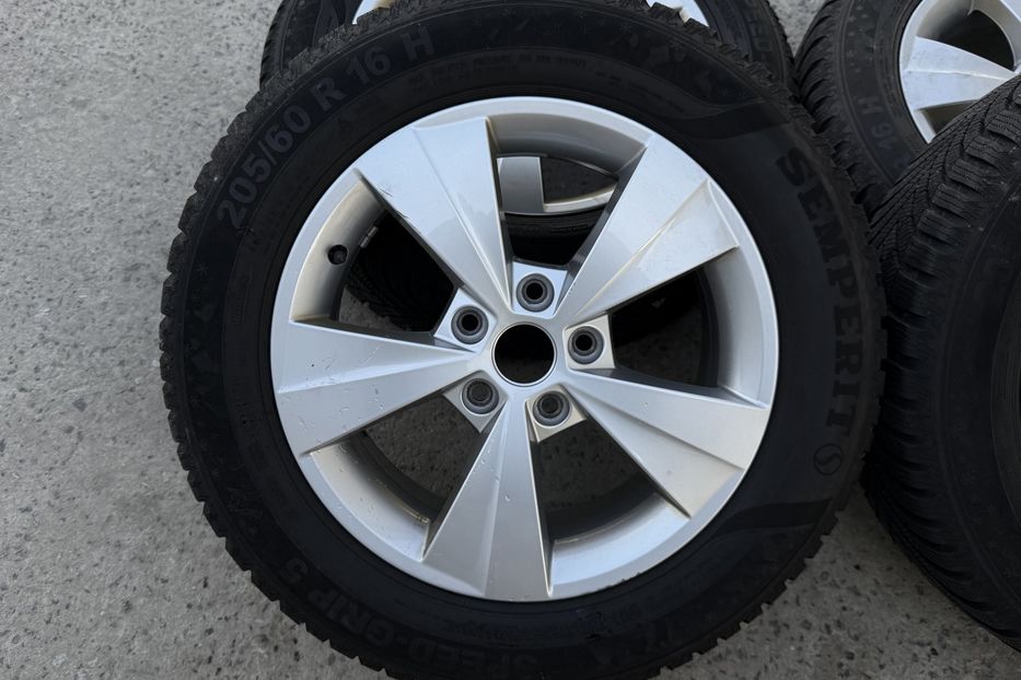 Продам Skoda Octavia А8 2.0TDI 150кс ПЕРЛА FULL LED 2023 года в Львове