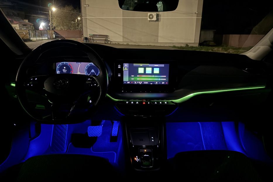 Продам Skoda Octavia А8 2.0TDI 150кс ПЕРЛА FULL LED 2023 года в Львове