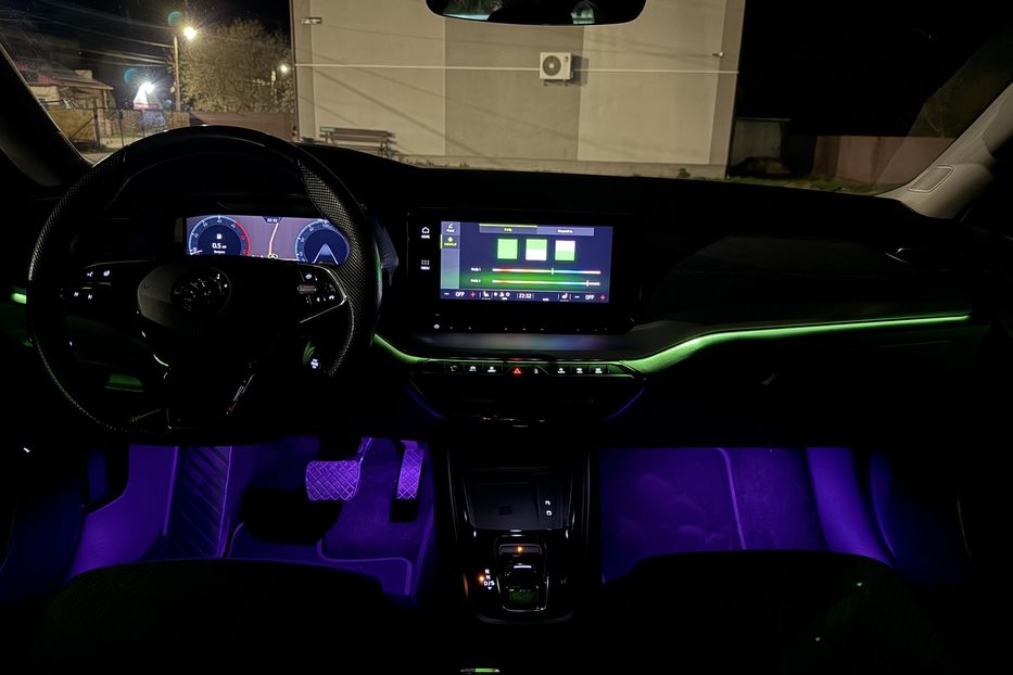 Продам Skoda Octavia А8 2.0TDI 150кс ПЕРЛА FULL LED 2023 года в Львове