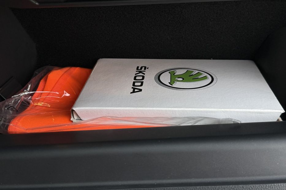 Продам Skoda Octavia А8 2.0TDI 150кс ПЕРЛА FULL LED 2023 года в Львове