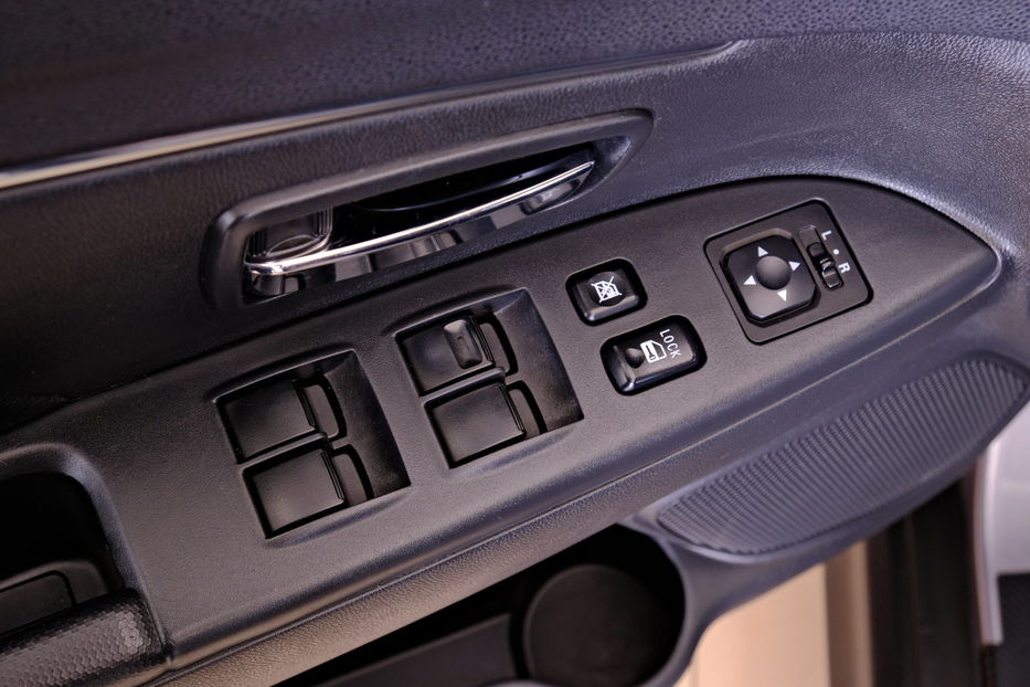 Продам Mitsubishi Outlander Sport 2016 года в Одессе