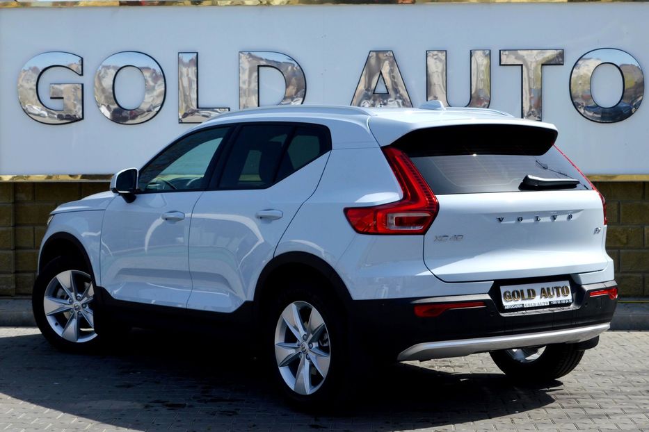 Продам Volvo XC60 XC40 MHEV 2026 года в Одессе