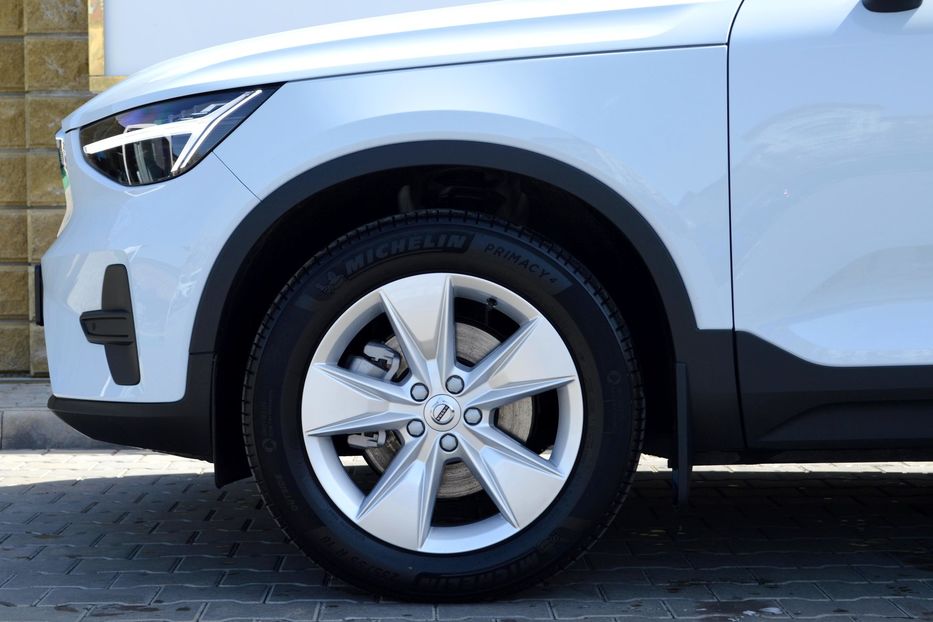Продам Volvo XC60 XC40 MHEV 2026 года в Одессе