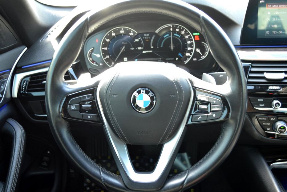 Продам BMW 530 e 2019 года в Одессе