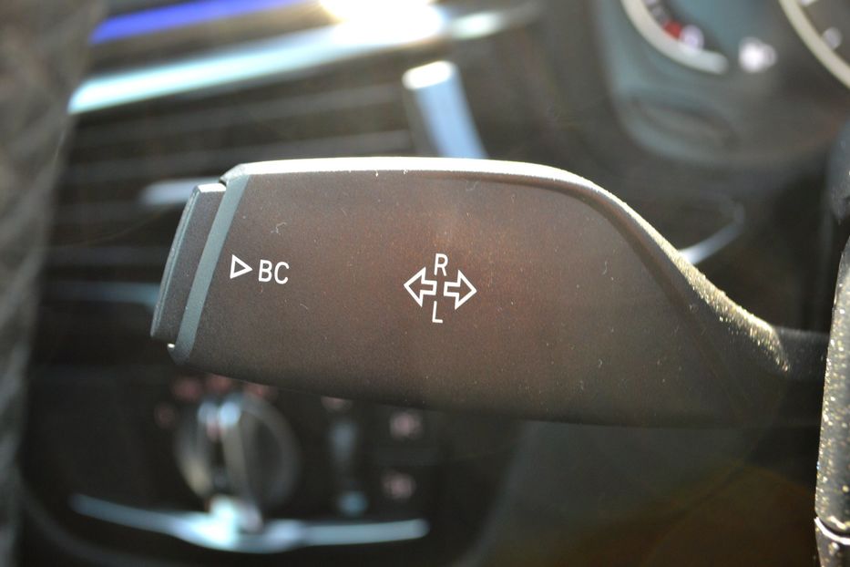 Продам BMW 530 e 2019 года в Одессе