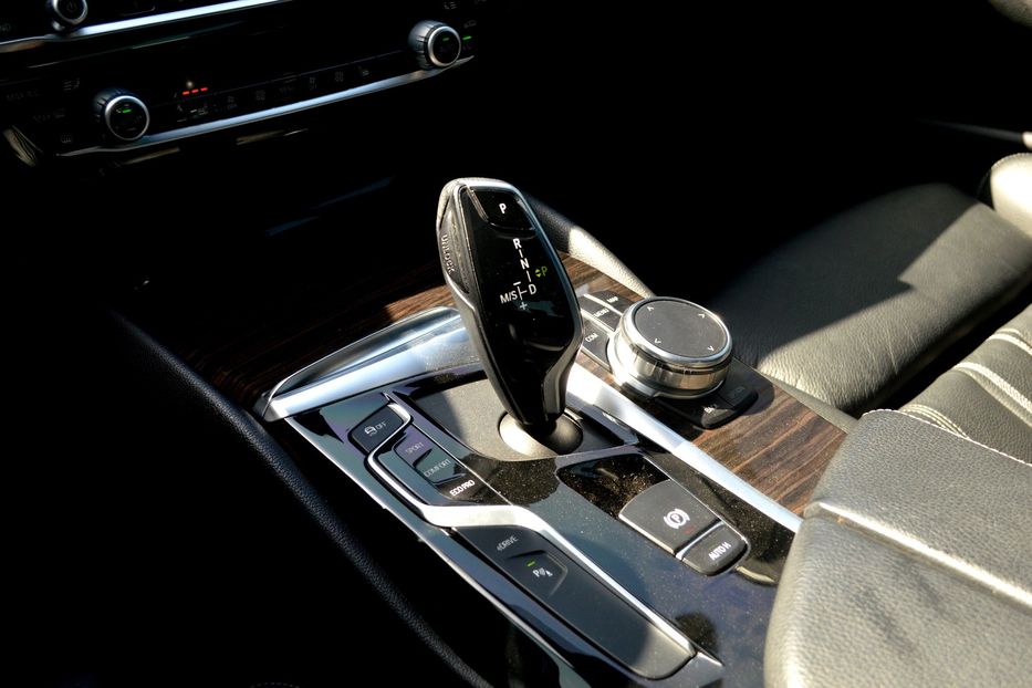 Продам BMW 530 e 2019 года в Одессе