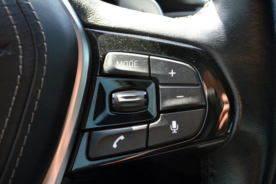 Продам BMW 530 e 2019 года в Одессе