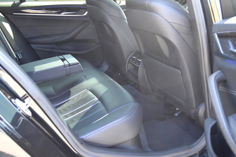 Продам BMW 530 e 2019 года в Одессе