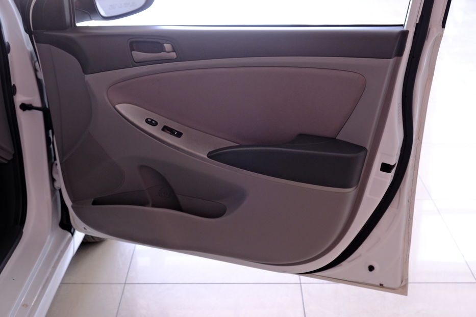 Продам Hyundai Accent  2016 года в Одессе