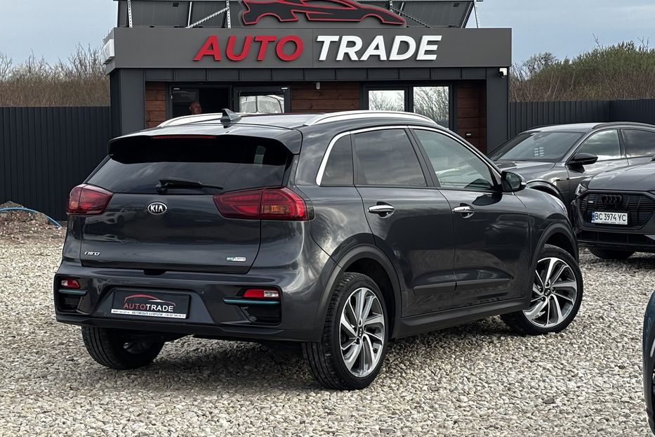 Продам Kia Niro 64квт Prestige 2020 года в Львове