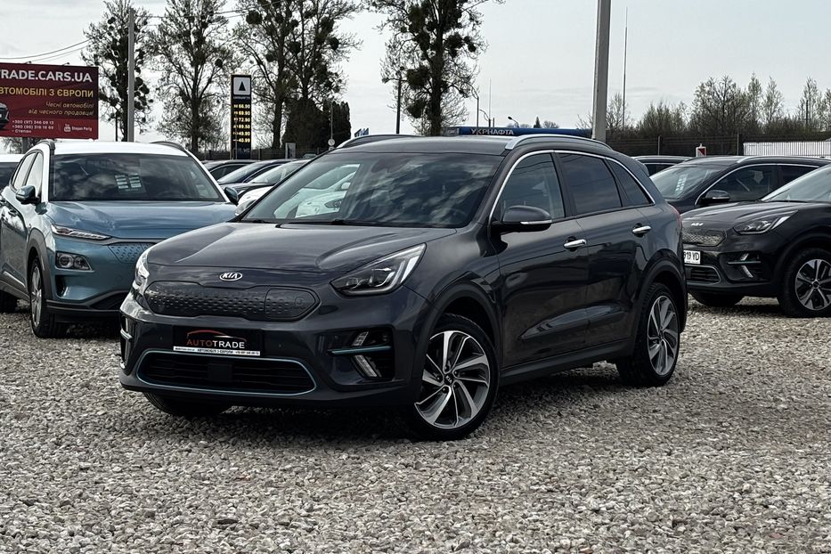 Продам Kia Niro 64квт Prestige 2020 года в Львове