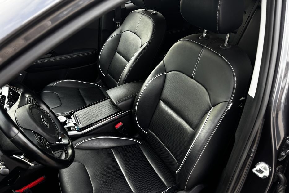 Продам Kia Niro 64квт Prestige 2020 года в Львове