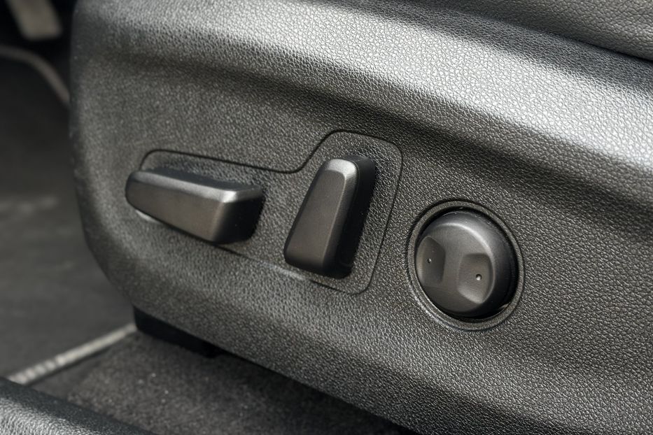 Продам Kia Niro 64квт Prestige 2020 года в Львове