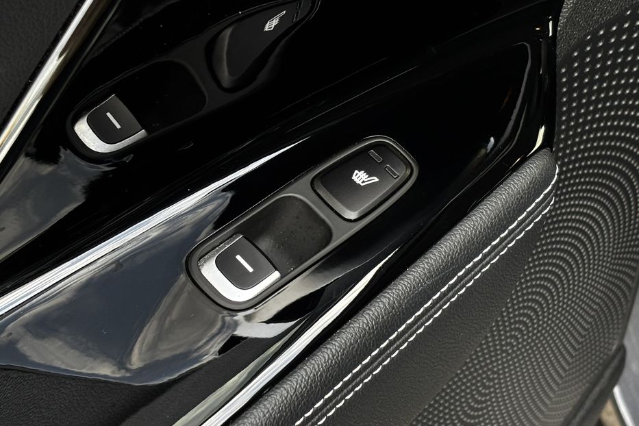 Продам Kia Niro 64квт Prestige 2020 года в Львове