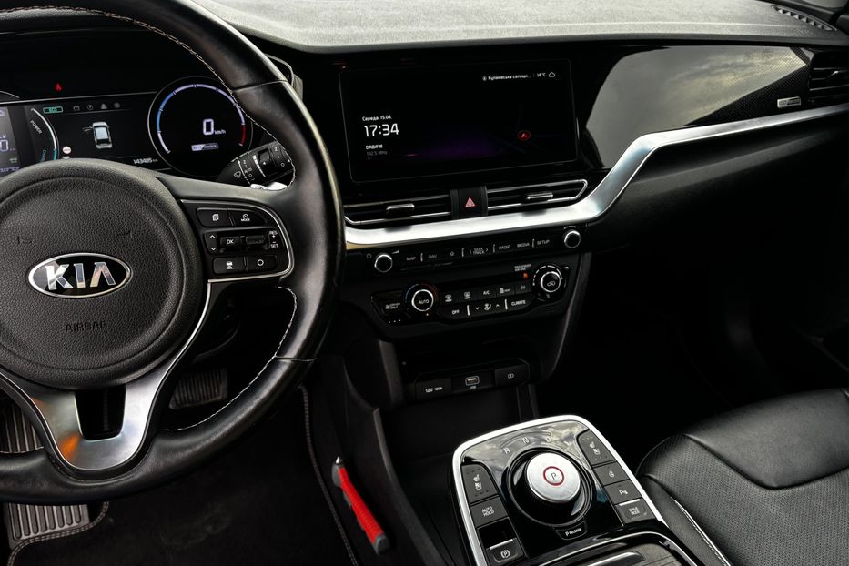 Продам Kia Niro 64квт Prestige 2020 года в Львове