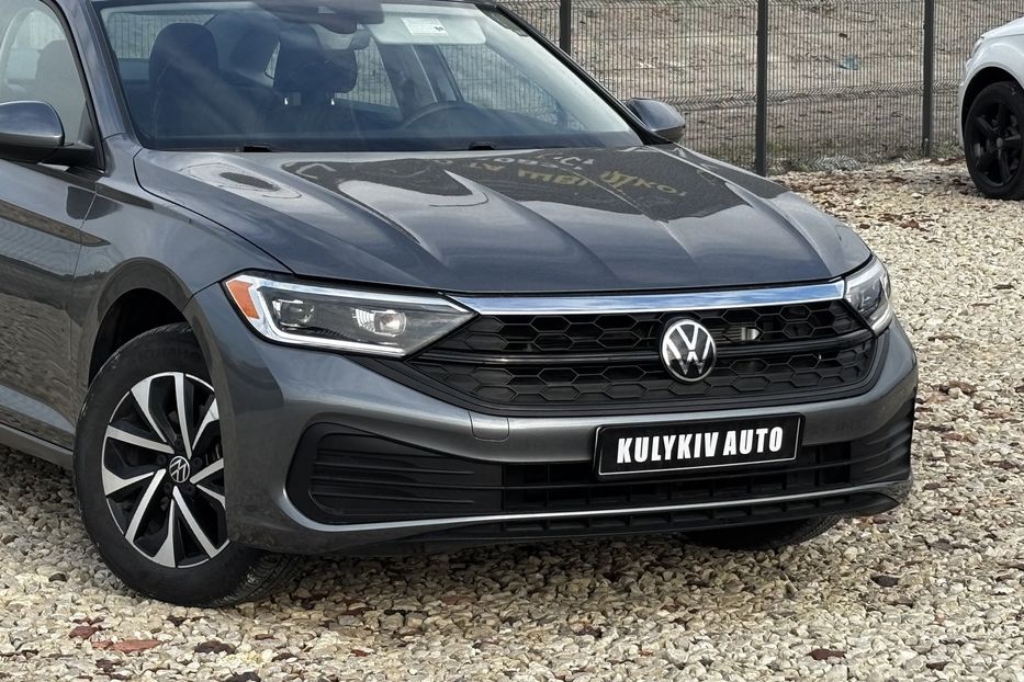 Продам Volkswagen Jetta 2024 года в Львове