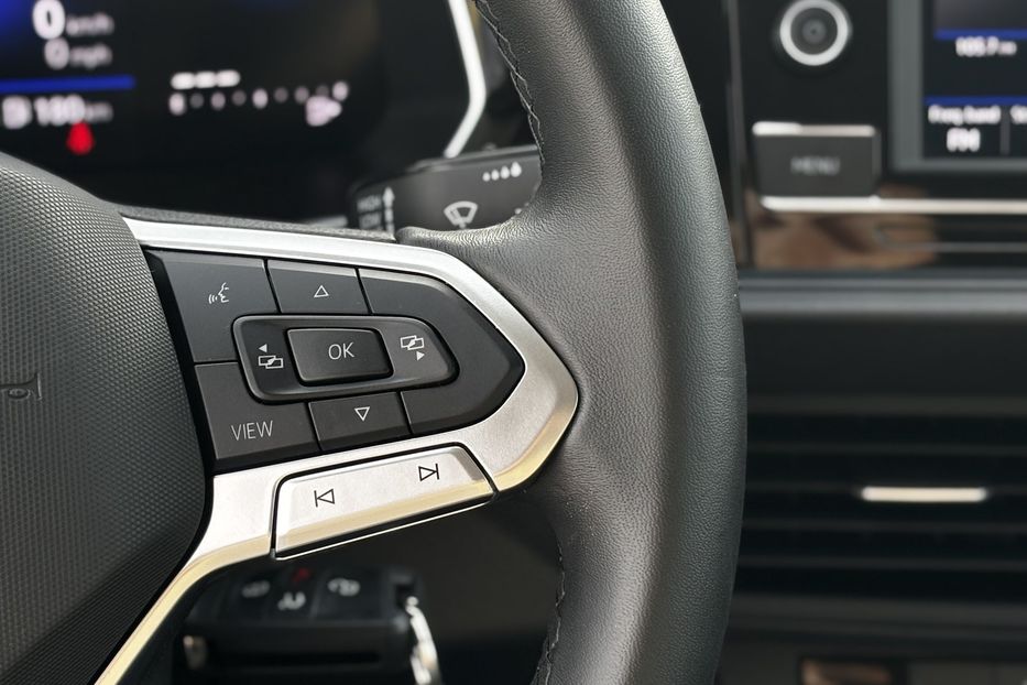 Продам Volkswagen Jetta 2024 года в Львове