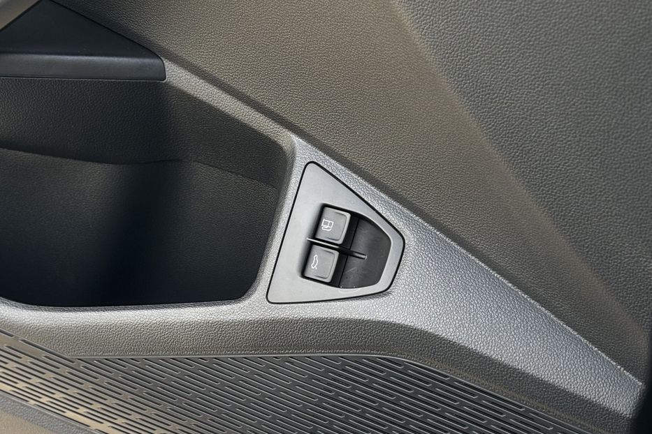 Продам Volkswagen Jetta 2024 года в Львове