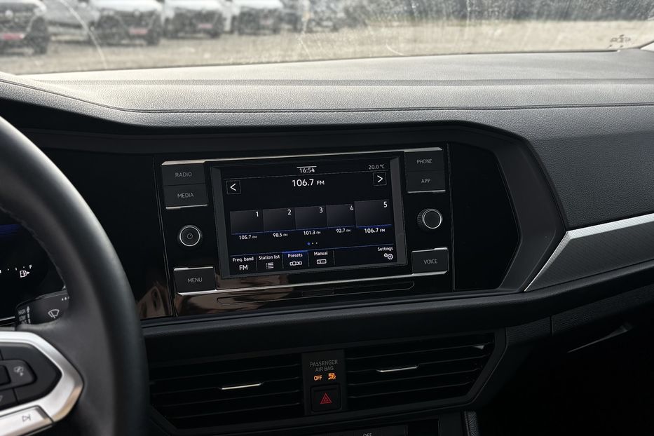 Продам Volkswagen Jetta 2024 года в Львове