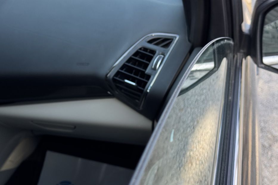 Продам Ford Escape (COMIS) 4WD TITANIUM  2017 года в г. Умань, Черкасская область