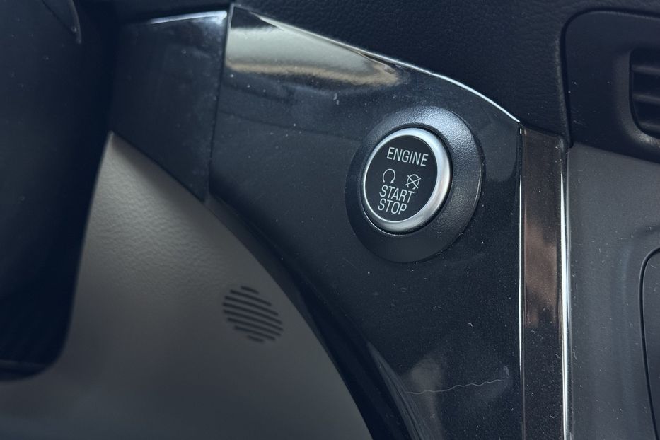 Продам Ford Escape (COMIS) 4WD TITANIUM  2017 года в г. Умань, Черкасская область