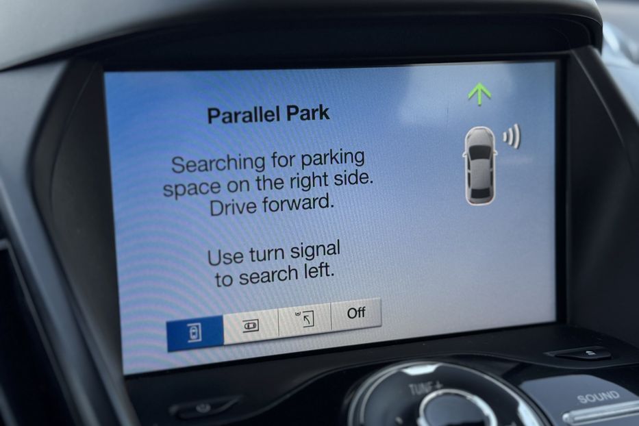 Продам Ford Escape (COMIS) 4WD TITANIUM  2017 года в г. Умань, Черкасская область