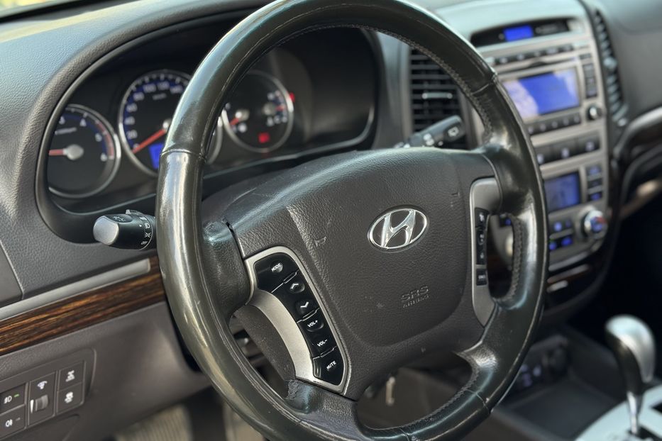 Продам Hyundai Santa FE (COMIS) 2012 года в г. Умань, Черкасская область