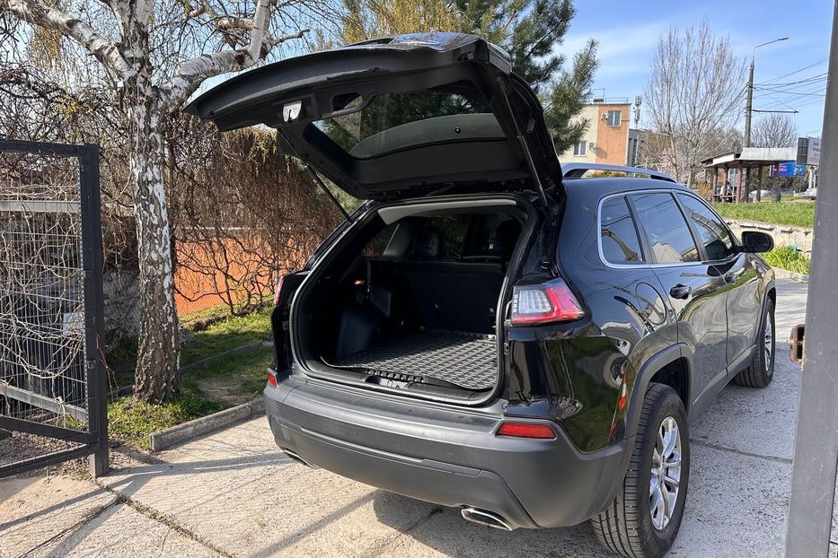 Продам Jeep Cherokee 2018 года в Черновцах